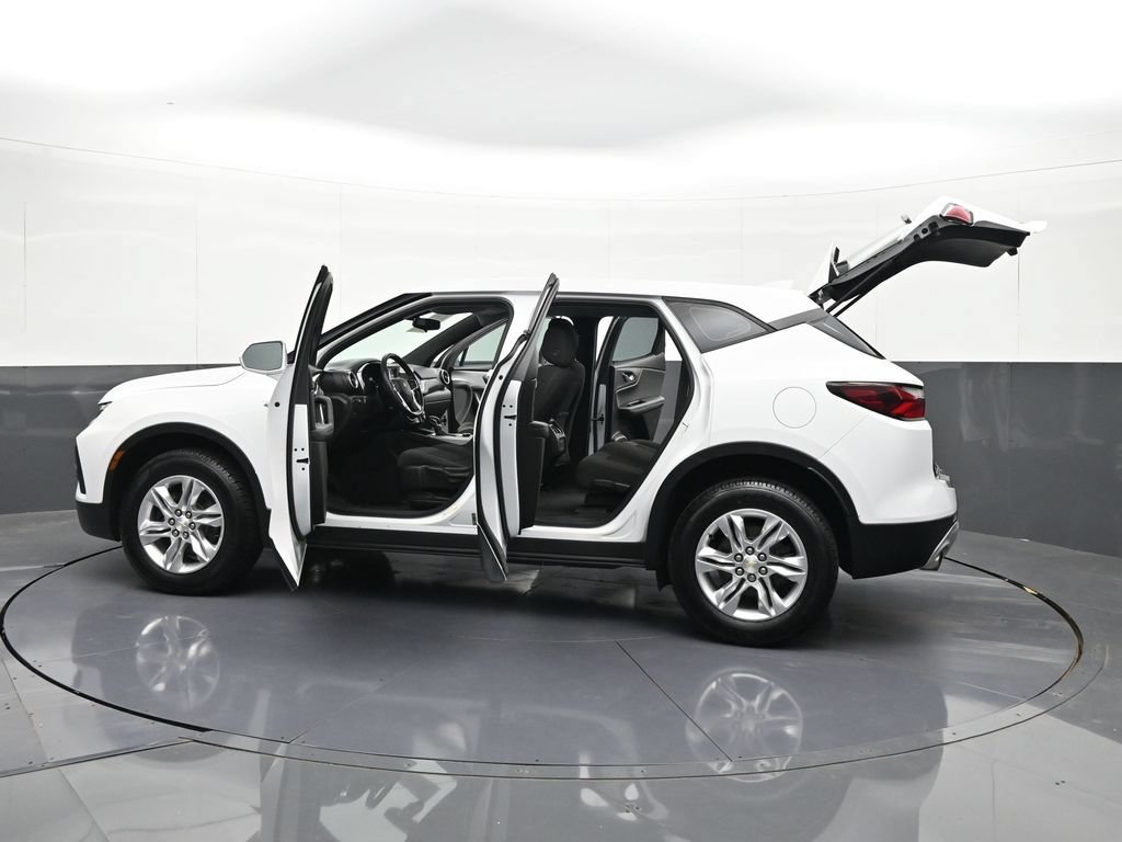 Used 2019 Chevrolet Blazer L FWD image 41