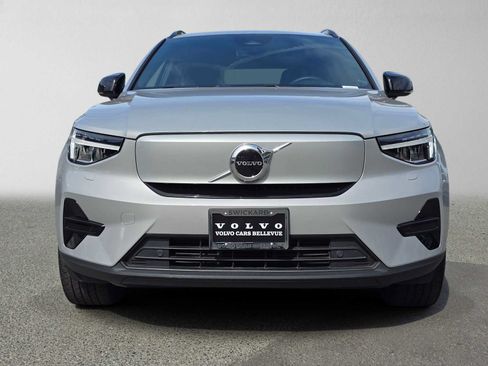 Certified 2023 Volvo XC40 Recharge Core w/ Protection Package Premier AWD/4WD image 9