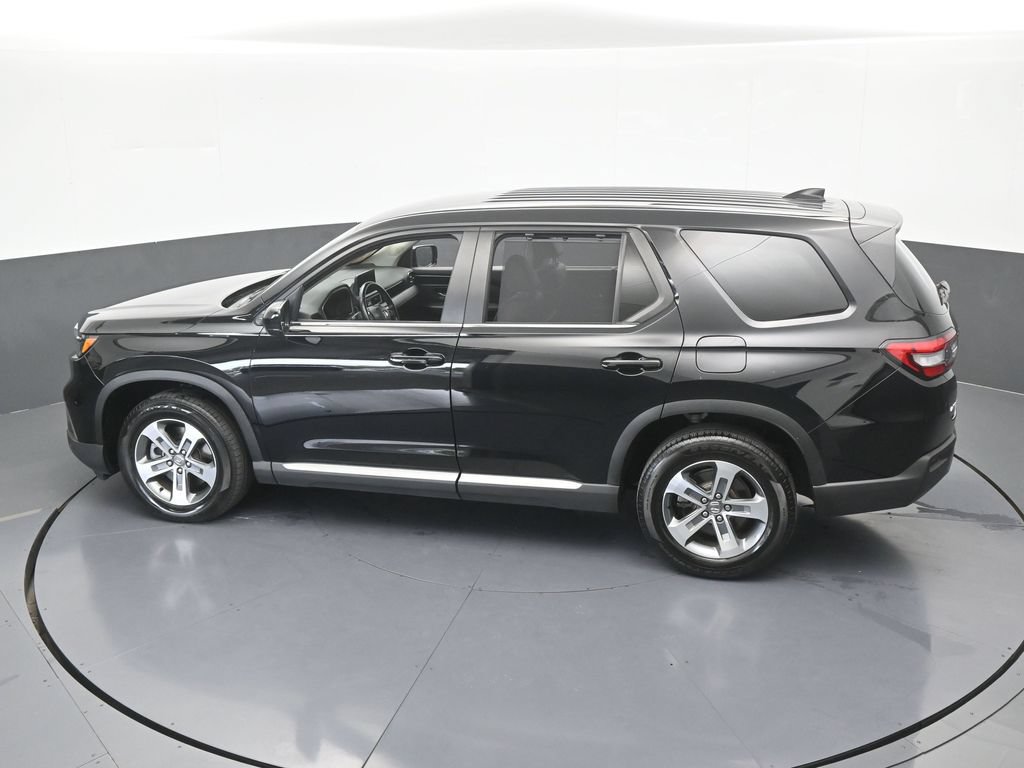 Used 2025 Honda Pilot EX-L image 49