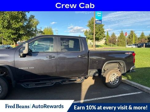 Used 2024 Chevrolet Silverado 2500 LT w/ Convenience Package AWD/4WD image 5