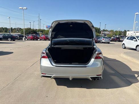 Used 2021 Toyota Camry SE w/ Convenience Package FWD image 34