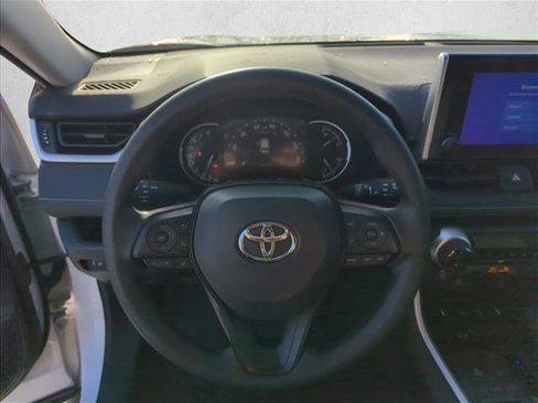 Used 2024 Toyota RAV4 XLE w/ Convenience Package image 10