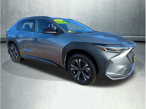 Used 2025 Subaru Solterra Premium image 8