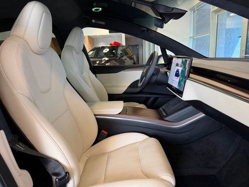 Used 2023 Tesla Model X AWD/4WD image 30