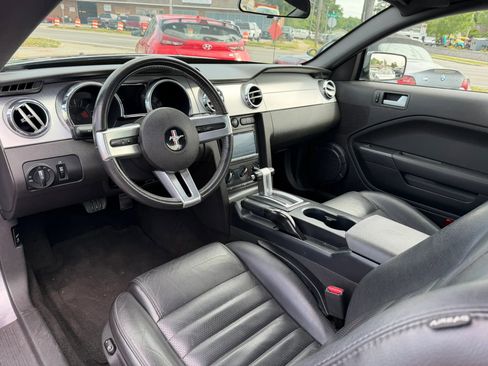 Used 2006 Ford Mustang GT Premium RWD image 13