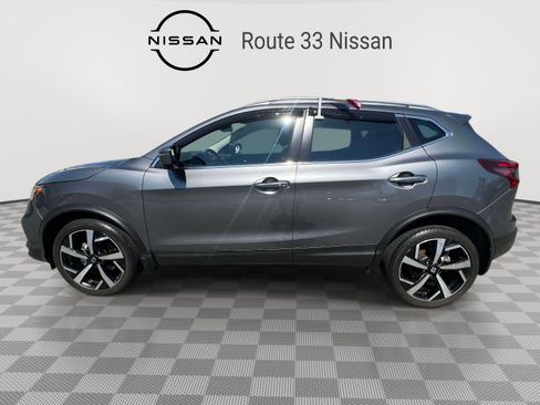 Used 2022 Nissan Rogue Sport SL image 5
