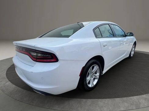 Used 2022 Dodge Charger SXT image 5