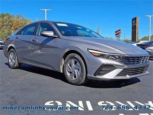 New 2026 Hyundai Elantra SE image 1