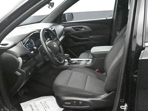 Used 2023 Chevrolet Traverse LT AWD/4WD image 10