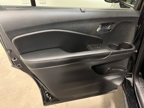 Used 2022 Honda Pilot Special Edition image 16