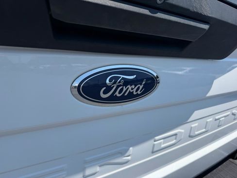 Used 2020 Ford F350 XL w/ Power Equipment Group AWD/4WD image 30