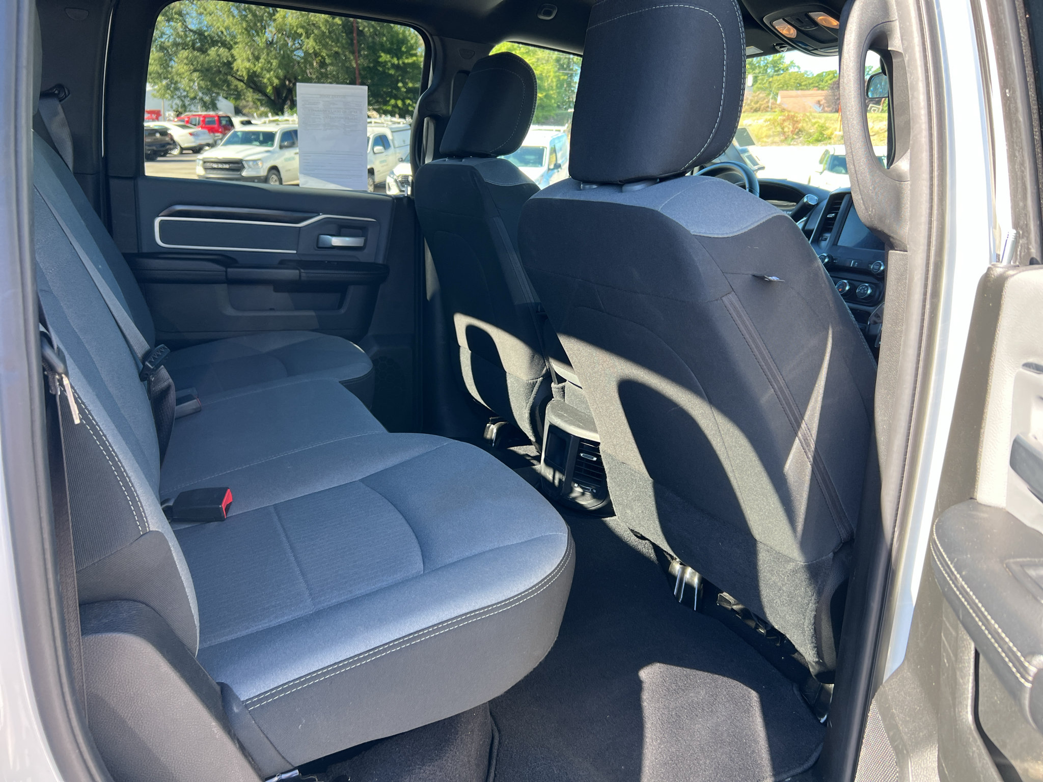 Used 2022 RAM 2500 Big Horn AWD/4WD image 10