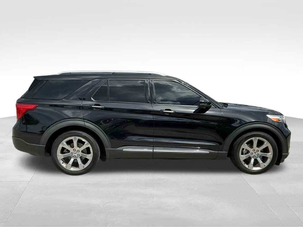 Used 2020 Ford Explorer Platinum w/ Premium Technology Package AWD/4WD image 13