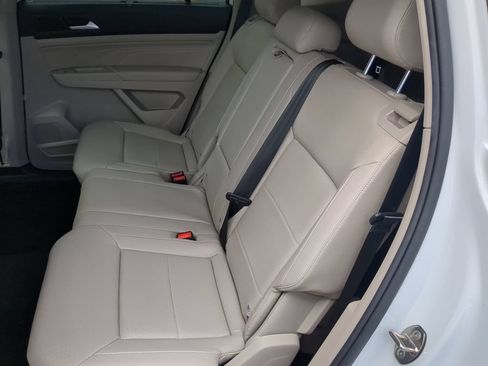 Used 2023 Volkswagen Atlas SE w/ Panoramic Sunroof Package FWD image 20