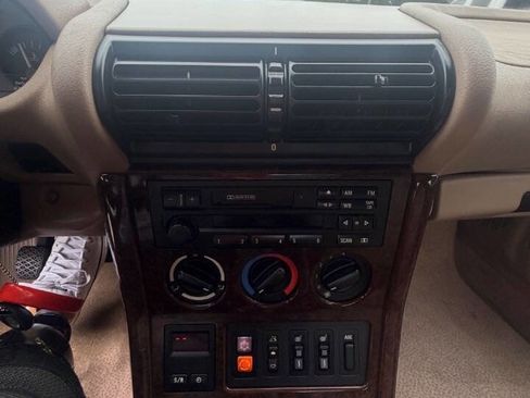 Used 1998 BMW Z3 2.8 RWD image 15