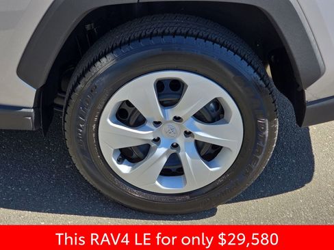 Used 2024 Toyota RAV4 LE FWD image 38