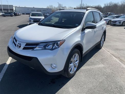 Used 2014 Toyota RAV4 Limited image 4
