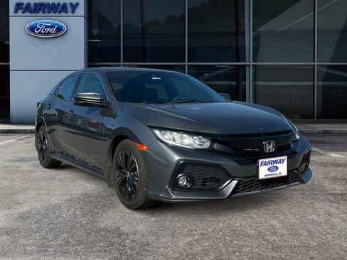 Used 2019 Honda Civic EX image 2