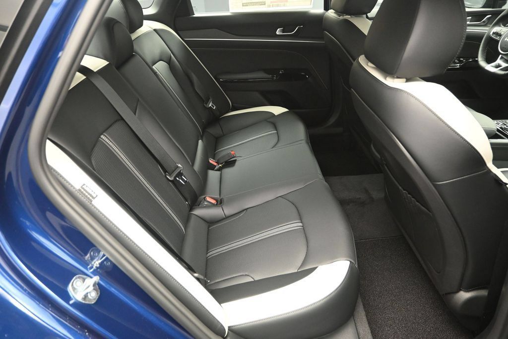 New 2026 Kia K5 GT-Line AWD/4WD image 33