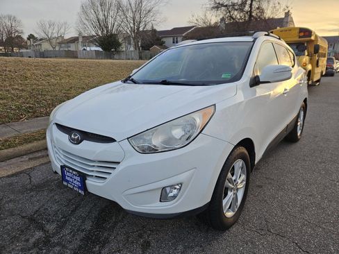 Used 2013 Hyundai Tucson GLS image 3