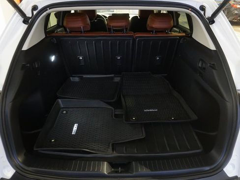 Used 2024 MAZDA CX-50 AWD 2.5 Turbo w/ Cargo Package image 18