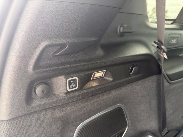 Used 2023 Jeep Grand Cherokee L Summit AWD/4WD image 43