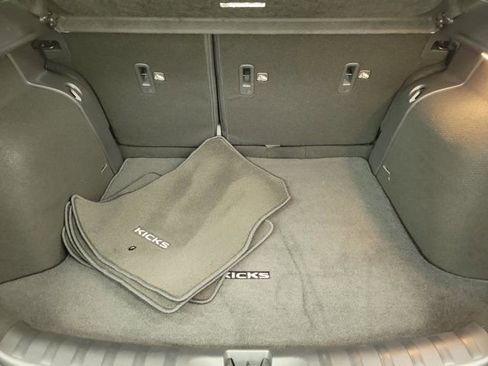 Certified 2024 Nissan Kicks SR w/ SR Premium Package image 9