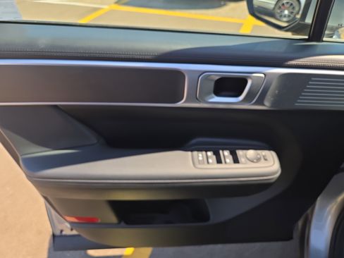 Used 2025 Hyundai Santa Fe SEL image 6