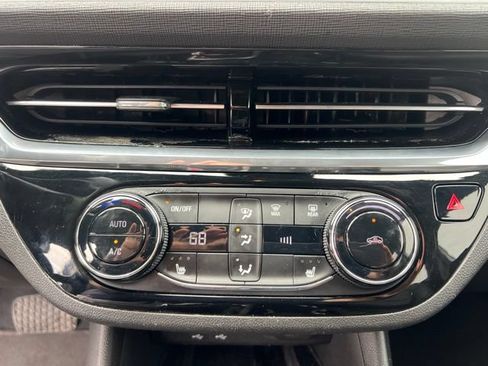 Used 2024 Buick Envista Sport Touring w/ Convenience I Package FWD image 29