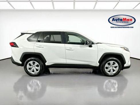 Used 2025 Toyota RAV4 LE image 9