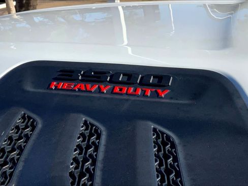 Used 2024 RAM 3500 Laramie w/ Night Edition image 29