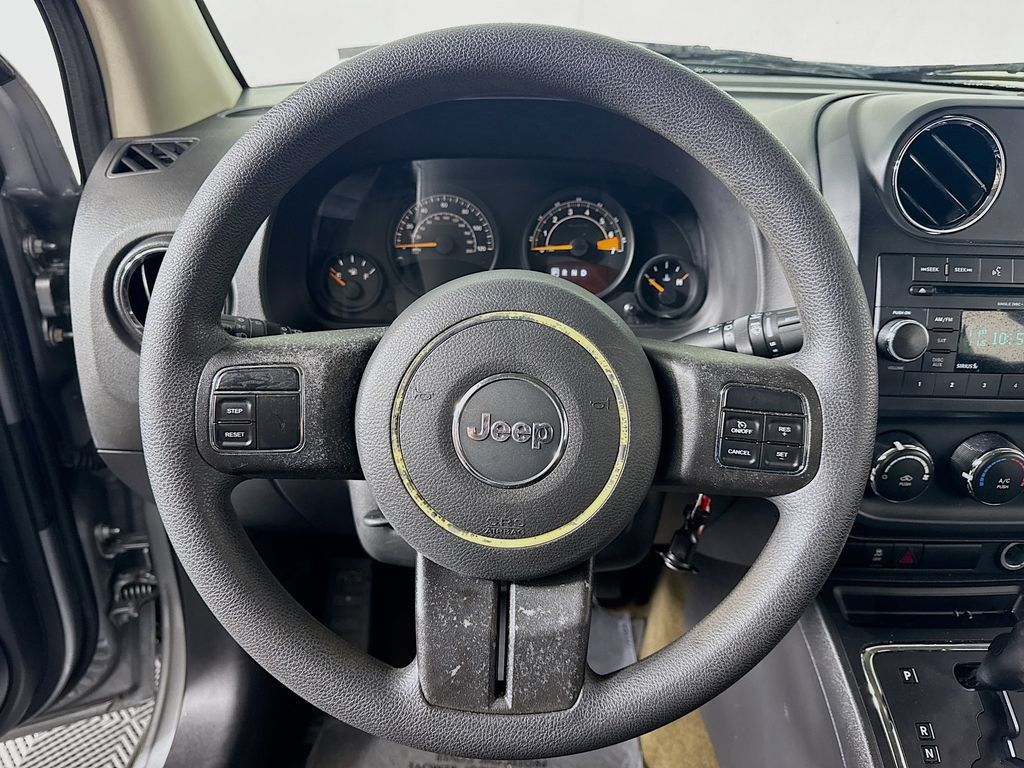 Used 2017 Jeep Compass Sport w/ Power Value Group FWD image 10