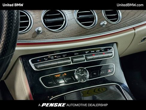 Used 2017 Mercedes-Benz E 300 image 18