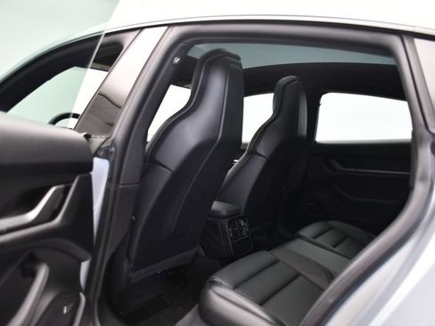Certified 2025 Porsche Taycan AWD/4WD image 40