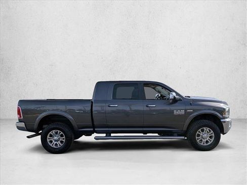 Used 2018 RAM 2500 Laramie w/ Convenience Group image 4