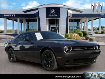 Used 2016 Dodge Challenger SXT