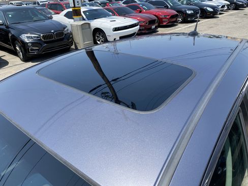 Used 2019 Honda Fit EX image 16