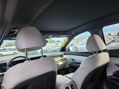 New 2025 Hyundai Tucson Limited image 13