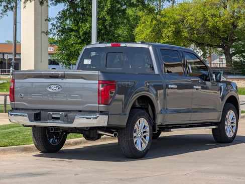 New 2025 Ford F150 XLT w/ Equipment Group 302A MID image 5