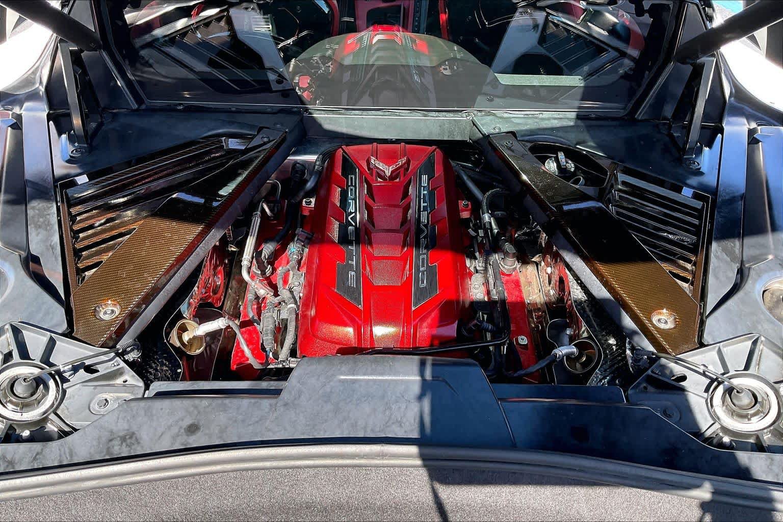 Used 2021 Chevrolet Corvette Stingray Preferred Cpe w/ Engine Appearance Package RWD image 20