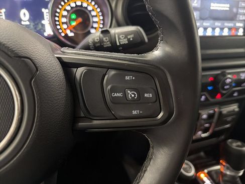 Used 2021 Jeep Wrangler Unlimited Sport w/ Technology Group AWD/4WD image 19