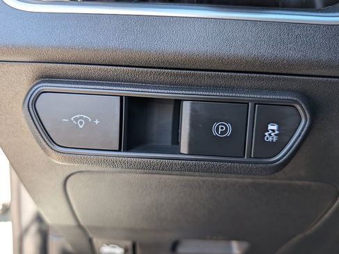 Certified 2025 Kia K4 FWD image 31