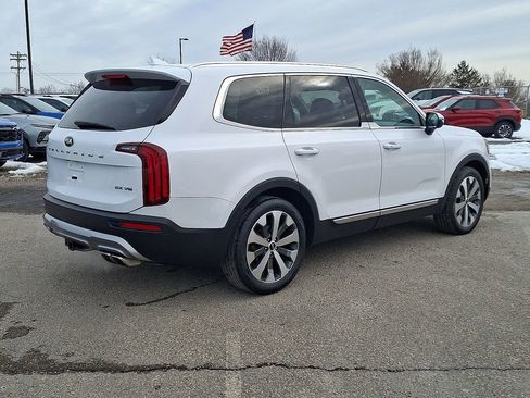 Used 2021 Kia Telluride EX w/ EX Premium Package image 10