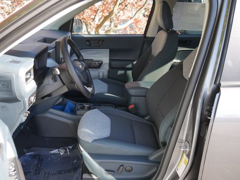 New 2025 Ford Maverick XLT w/ XLT Luxury Package image 3