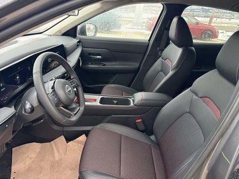 New 2026 Nissan Kicks SR w/ Cold Weather Package image 11