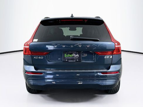 Used 2023 Volvo XC60 B5 Core w/ Climate Package AWD/4WD image 7