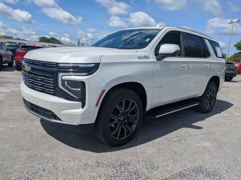 Used 2025 Chevrolet Tahoe High Country w/ Sun And Tow Package RWD image 8