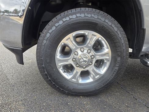 Used 2024 RAM 2500 Big Horn image 28