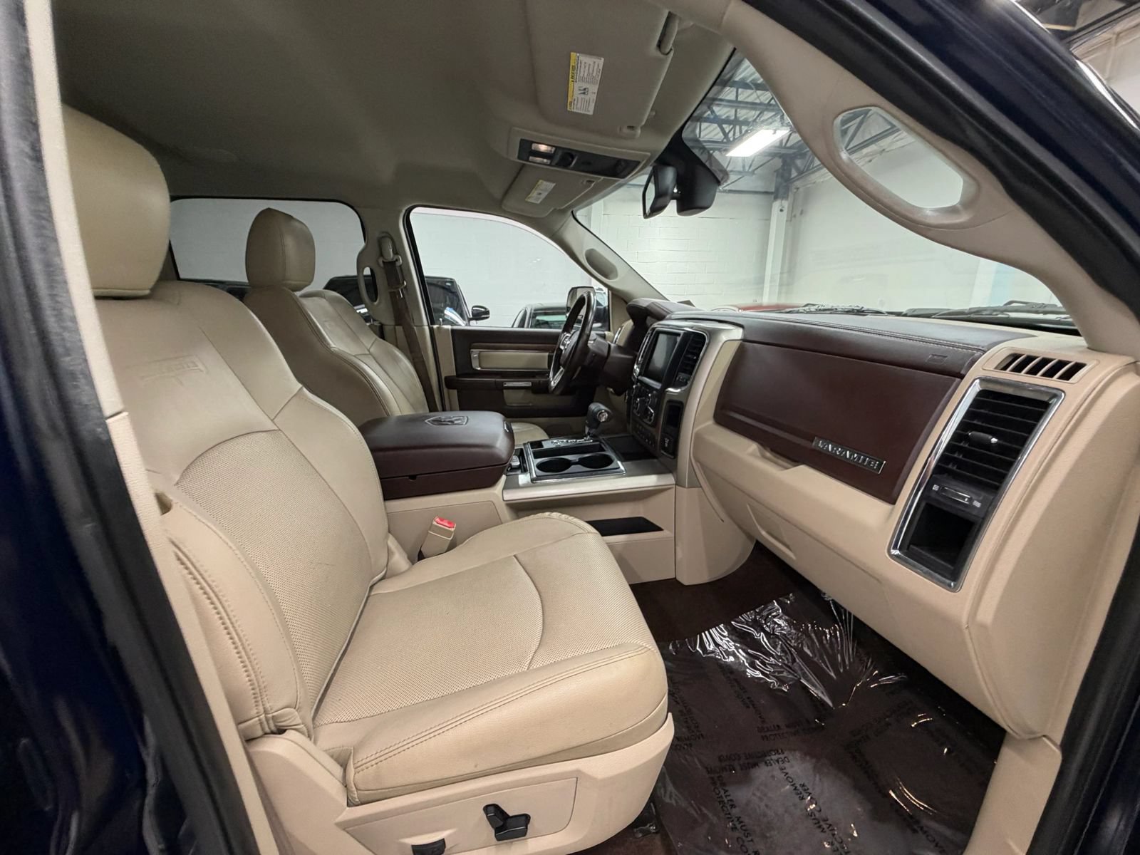 Used 2013 RAM 1500 Laramie w/ Convenience Group AWD/4WD image 21