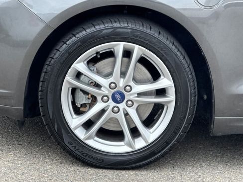Used 2016 Ford Fusion Energi Titanium w/ Driver Assist Package FWD image 30